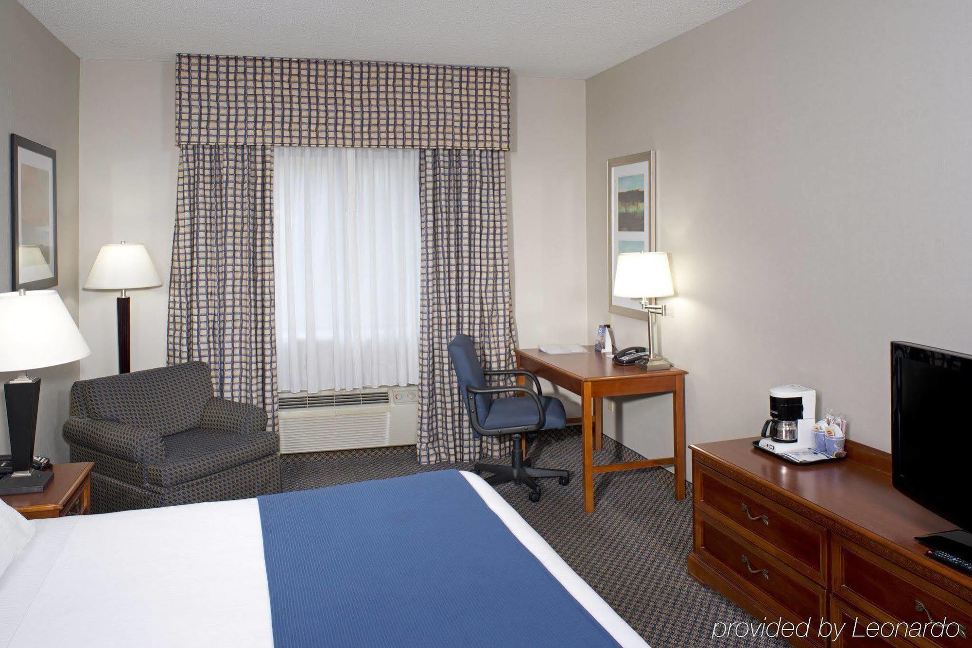 Holiday Inn Express & Suites East Greenbush Albany-Skyline An Ihg Hotel Rensselaer Habitación foto